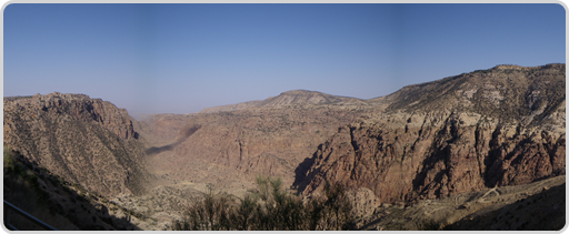Naturreservat Dana - mit imposantem Ausblick vom Balkon aus. Naturreservat Dana - mit imposantem Ausblick vom Balkon aus.