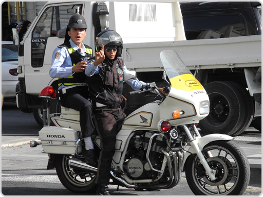 Do not shoot, or I'll shoot you! Bitte den Pickelhelm beachten... Do not shoot, or I'll shoot you! Bitte den Pickelhelm beachten...